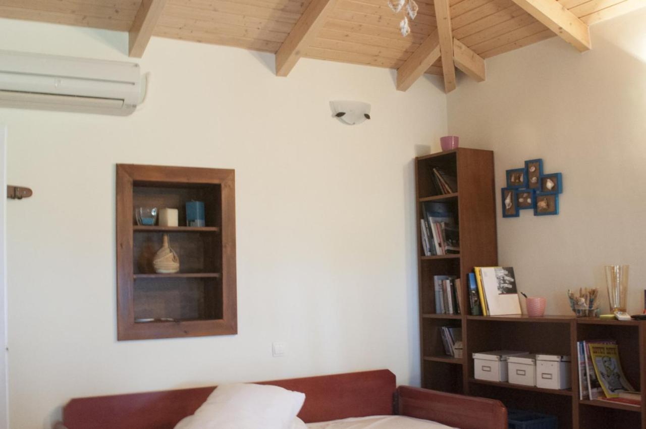Villa Anna نافبكْتوس المظهر الخارجي الصورة